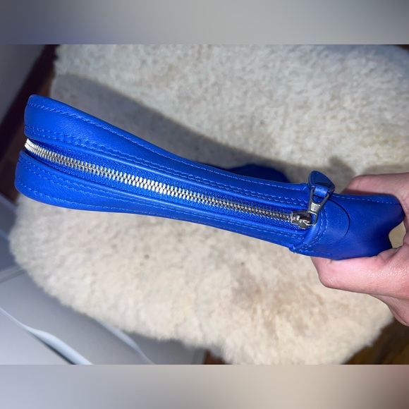 BALENCIAGA Triangle Leather clutch bag UNISEX - Picture 6 of 8